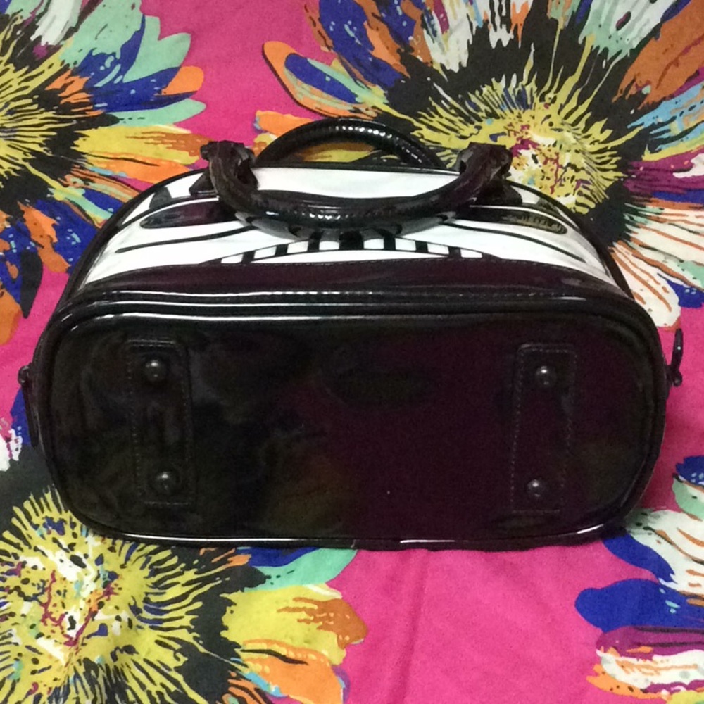 Star Wars stormtrooper dome bag loungefly - Picture 6 of 8